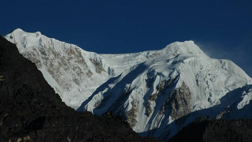 Kenchanjunga North Trek